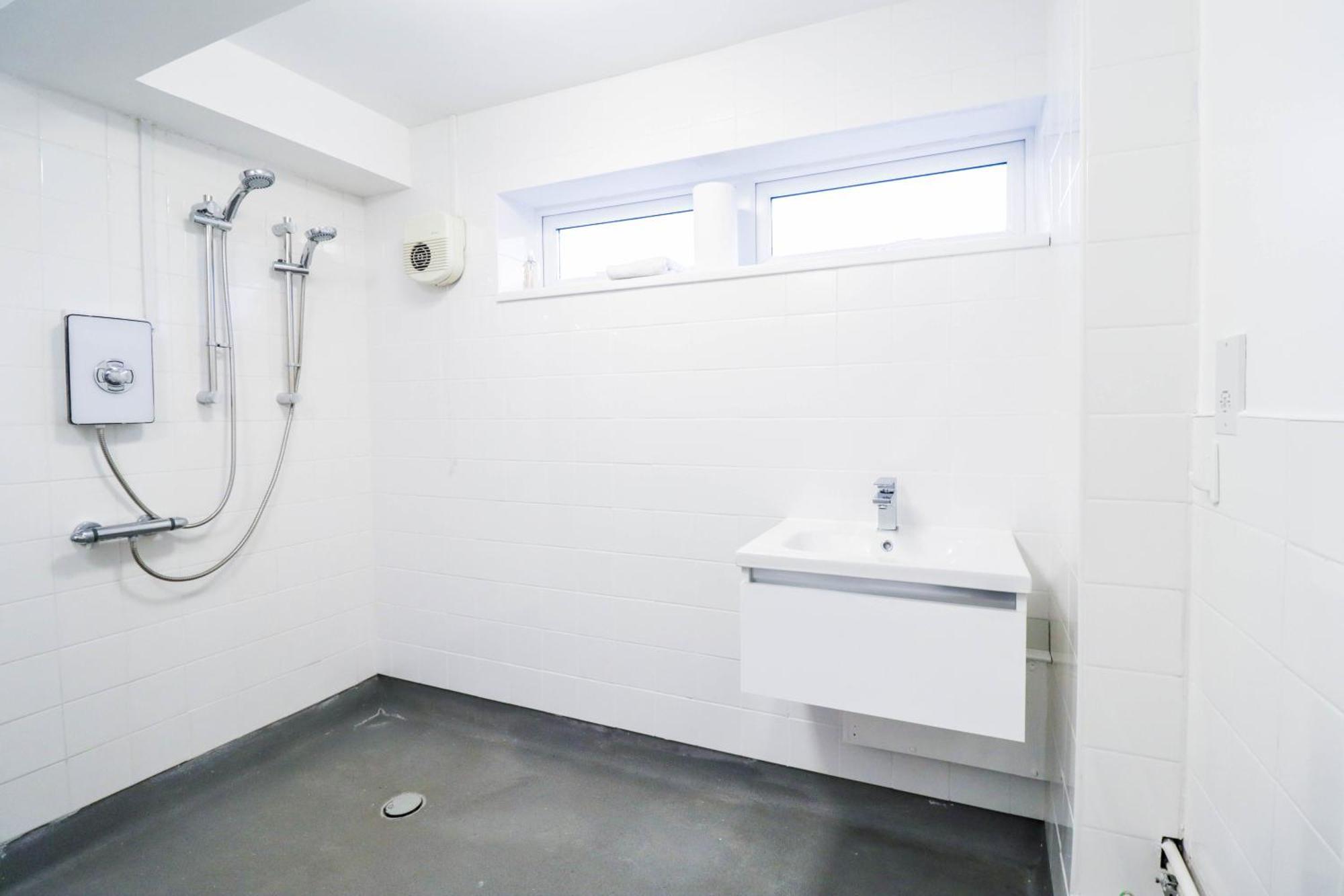 Bright And Spacious Contractor House L Parking! Borehamwood Exterior foto